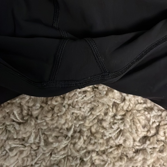 Lululemon wonder unders size 6 - Picture 4 of 5